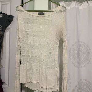 Light sweater/long sleeve